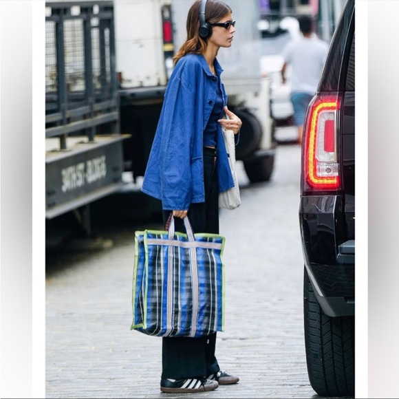 NWT Adidas Samba Classic Sneakers Black Brown Gum Sole Size Men 6.5/Women 7.5 - Picture 3 of 13